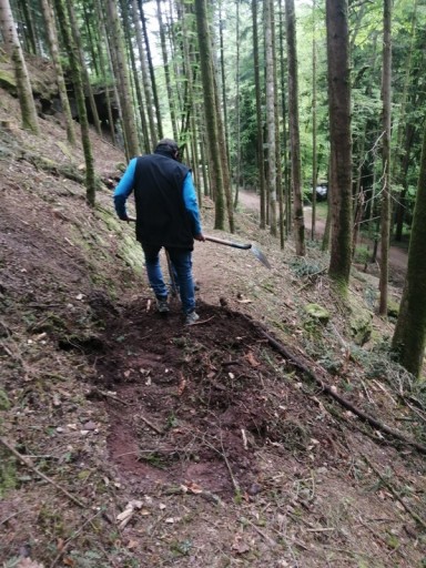 Petitmont / Entretien sentier Clineroche  après coupe de bois