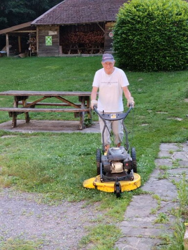 Travaux d’entretien à l'extérieur et à l’intérieur