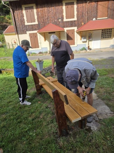Rénovation des bancs / Butées des volets